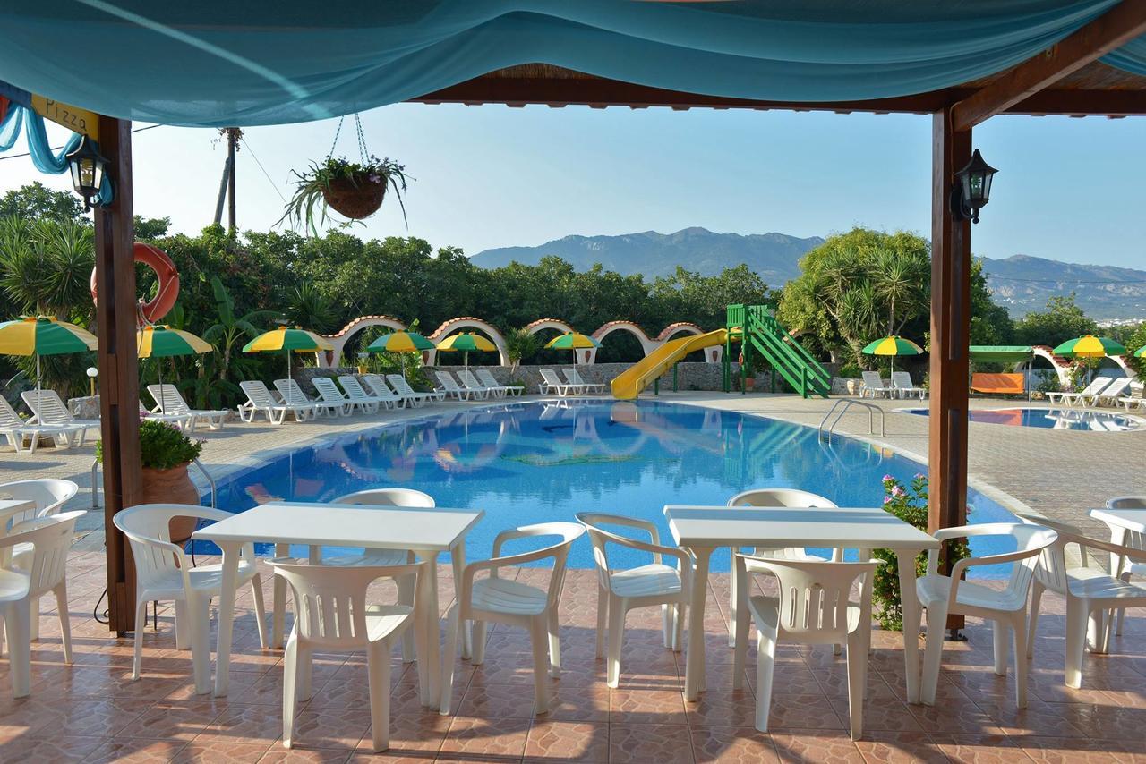 Fili Hotel Apartments Tigaki エクステリア 写真