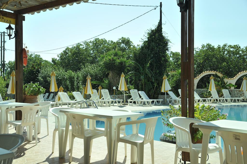 Fili Hotel Apartments Tigaki エクステリア 写真